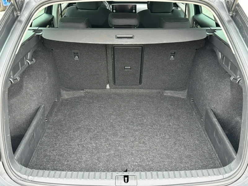 Skoda Octavia IV 10