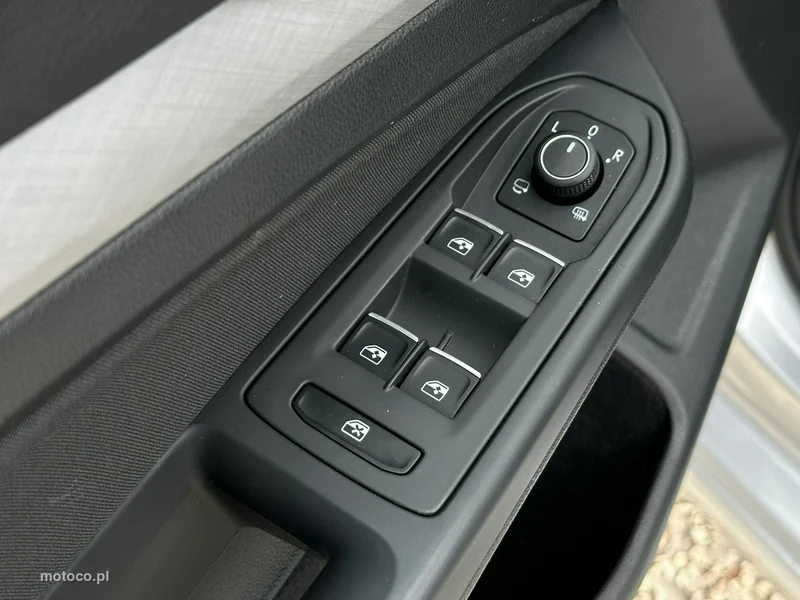 Volkswagen Golf VIII 13