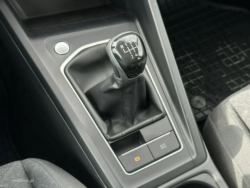Volkswagen Golf VIII 24
