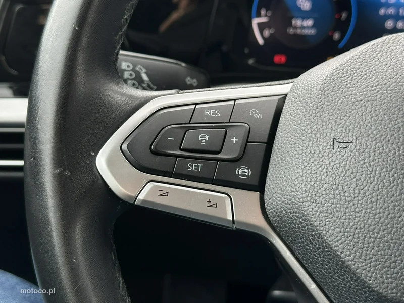 Volkswagen Golf VIII 31