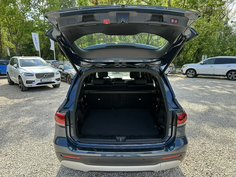 Mercedes-Benz GLB X247 10