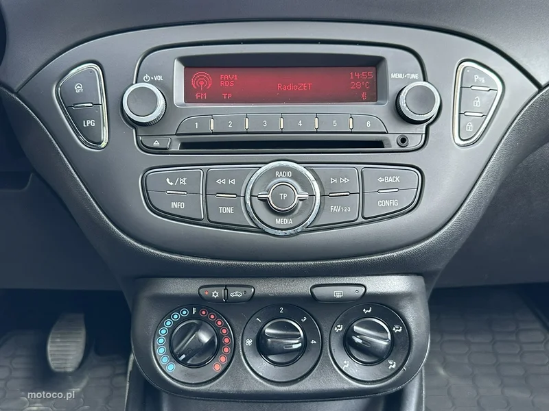 Opel Corsa F 20