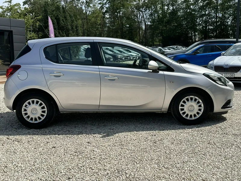 Opel Corsa F 8