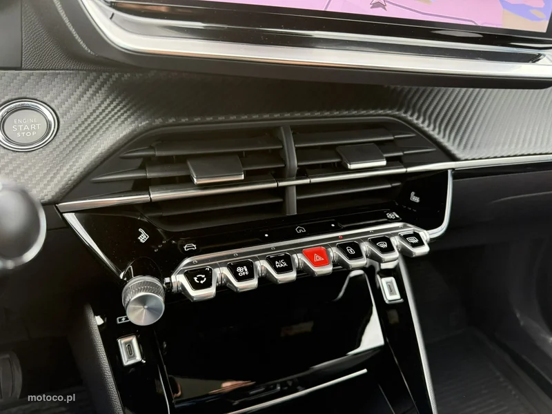 Peugeot 2008 6