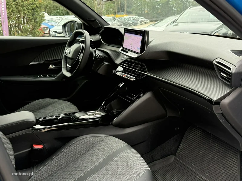 Peugeot 2008 17