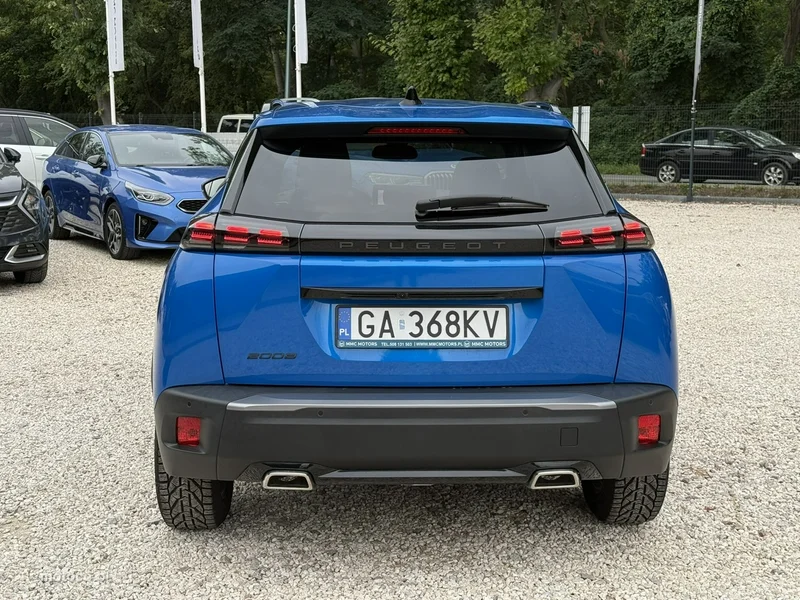 Peugeot 2008 4