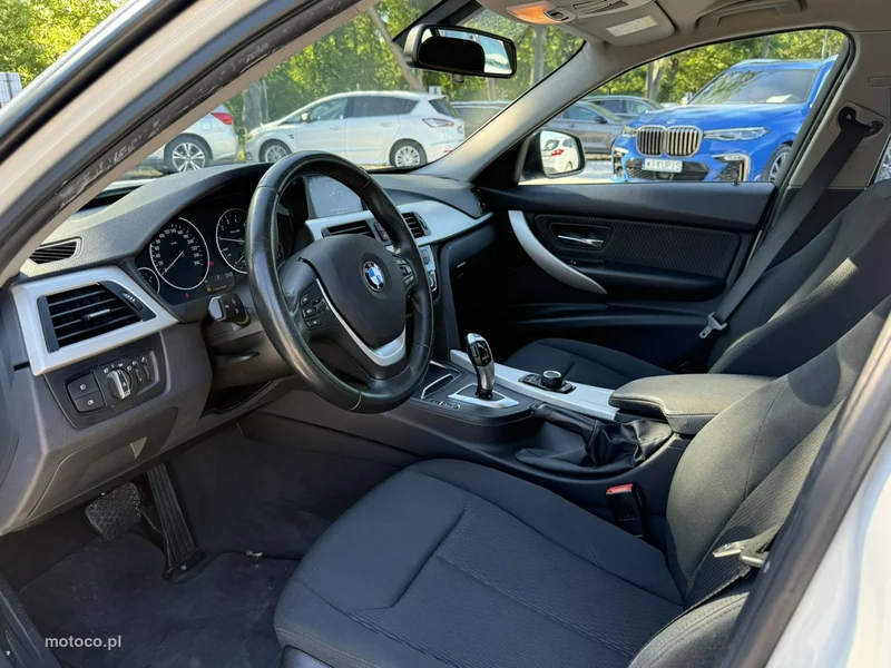 BMW Seria 3 G20 318 13