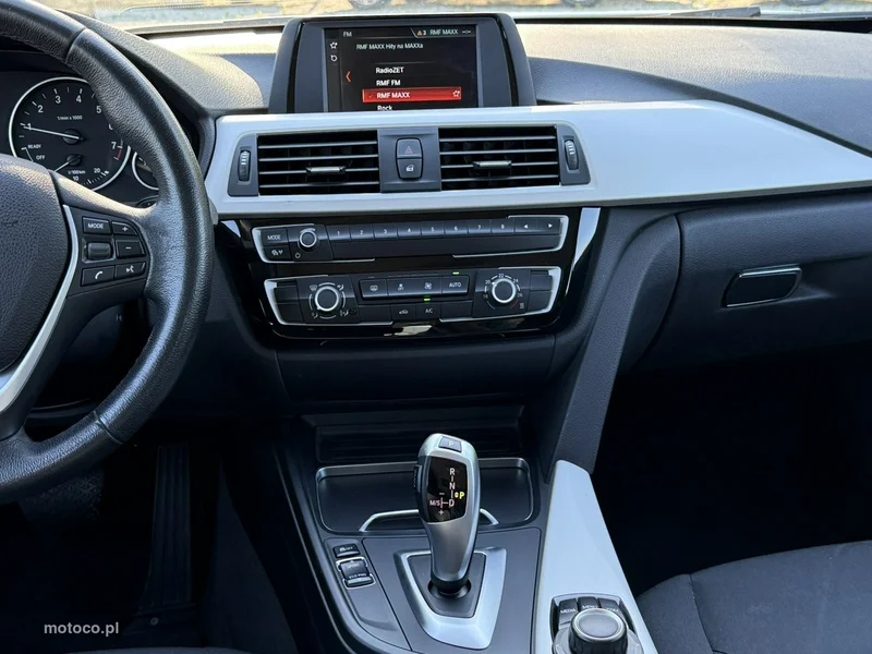 BMW Seria 3 G20 318 27