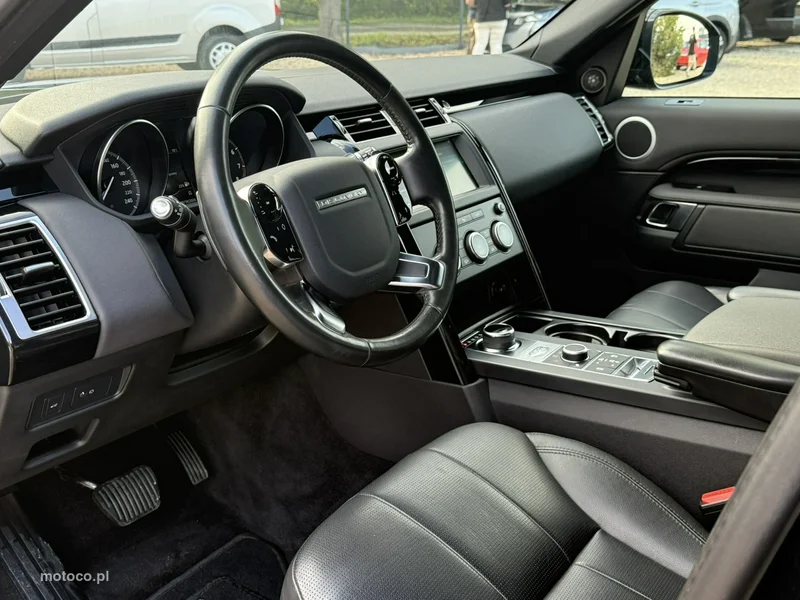 Land Rover Discovery 10