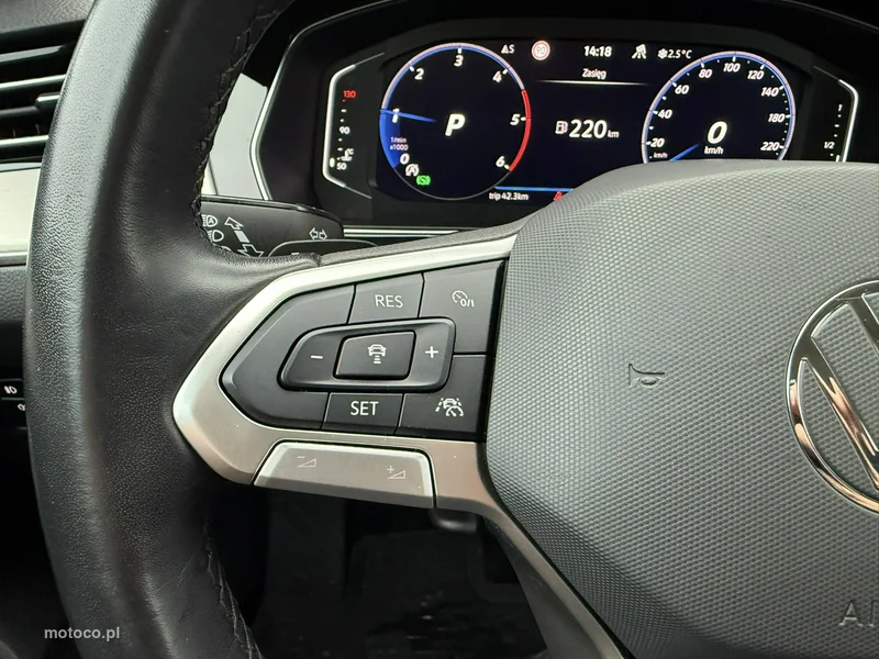 Volkswagen Passat B8 12