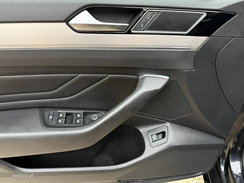 Volkswagen Passat B8 16