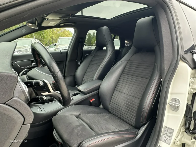 Mercedes-Benz CLA C117 CLA 250 14