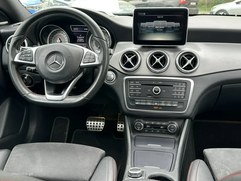 Mercedes-Benz CLA C117 CLA 250 25
