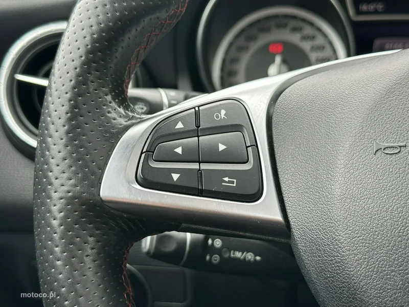 Mercedes-Benz CLA C117 CLA 250 31