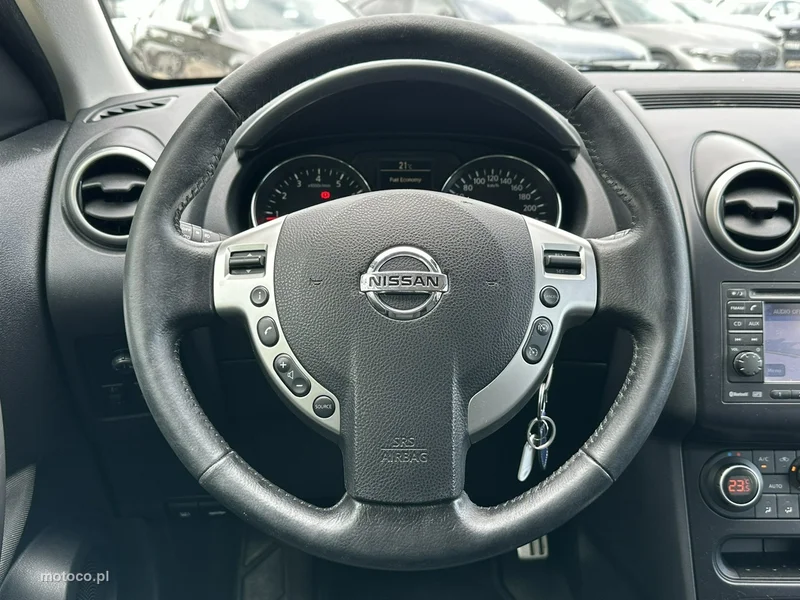 Nissan Qashqai 22