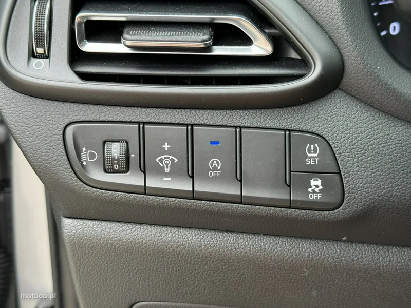 Hyundai i30 23