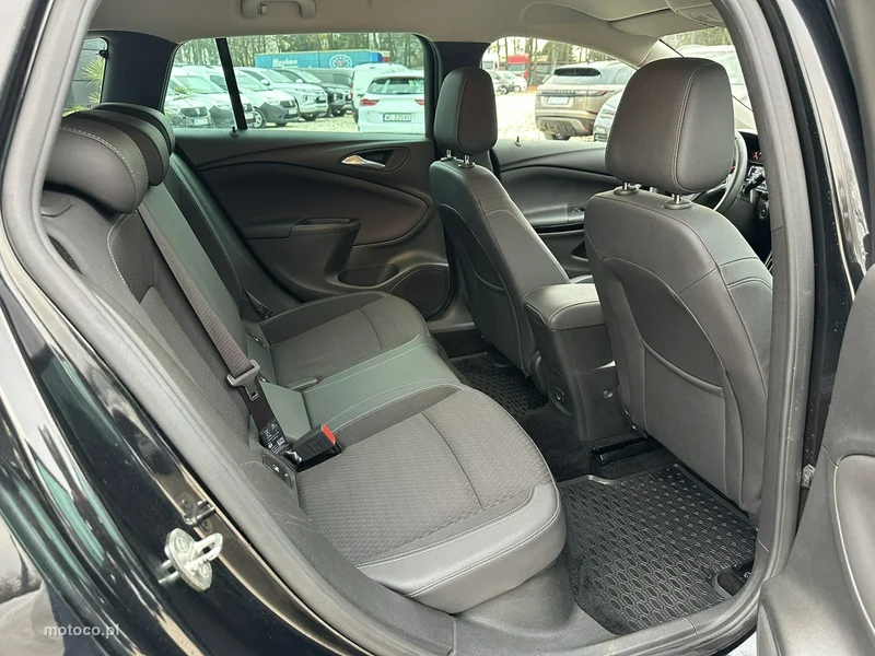 Opel Astra K 18