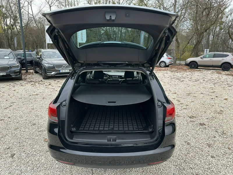 Opel Astra K 9