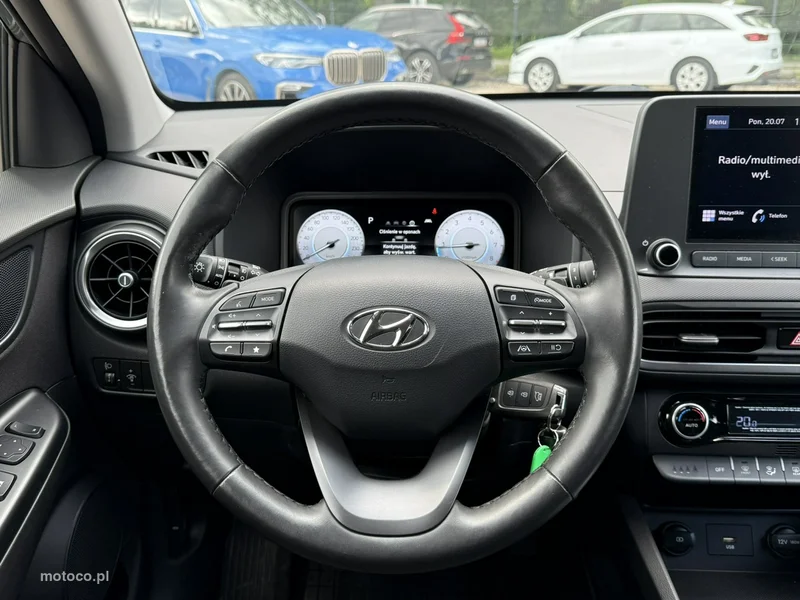 Hyundai KONA 21