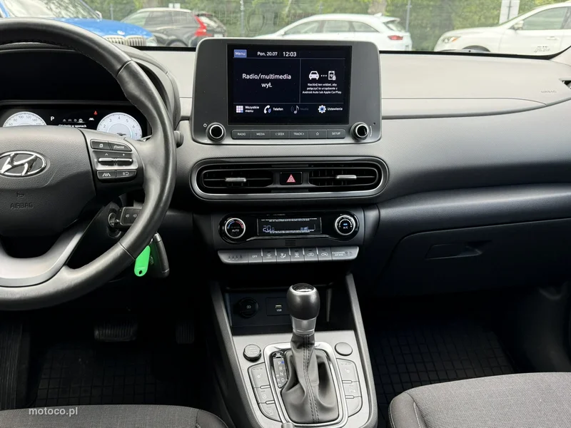 Hyundai KONA 22