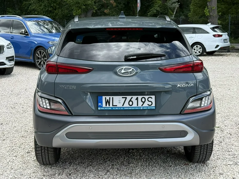 Hyundai KONA 4