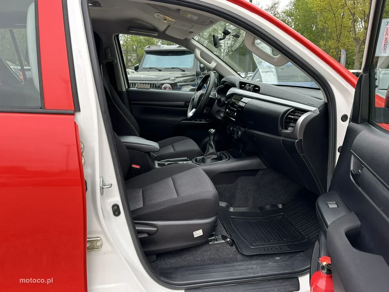 Toyota Hilux AN120 20