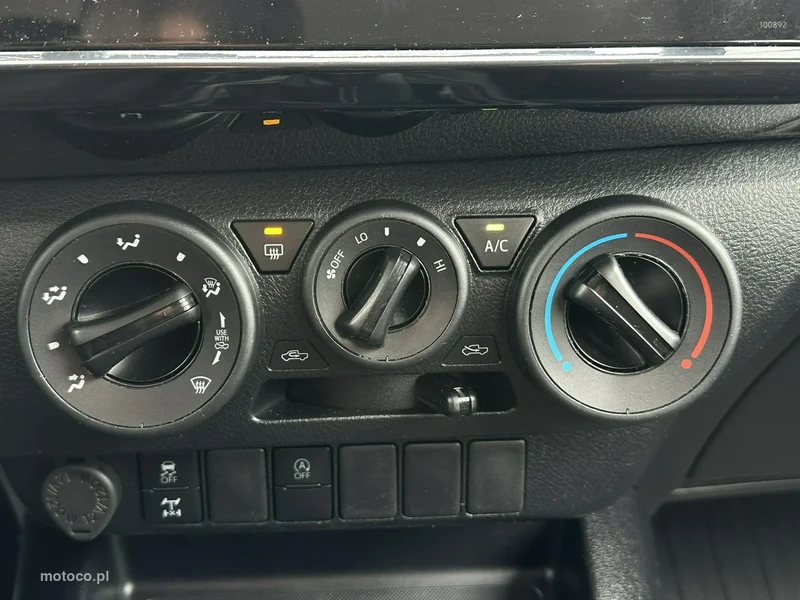 Toyota Hilux AN120 29