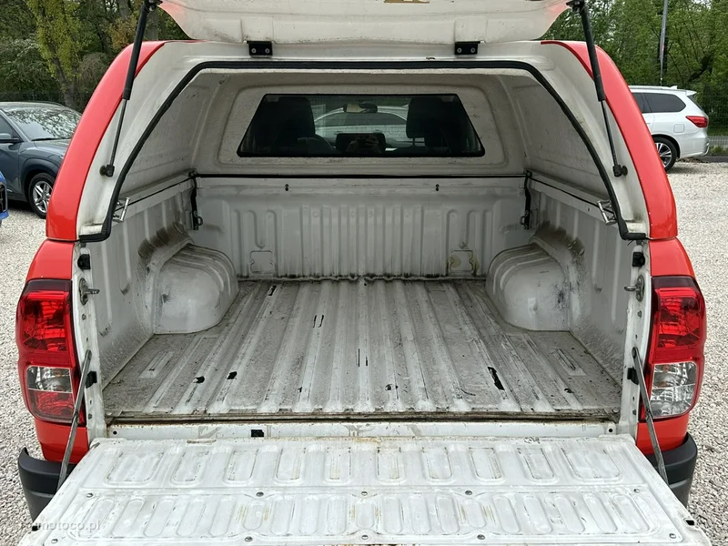 Toyota Hilux AN120 10
