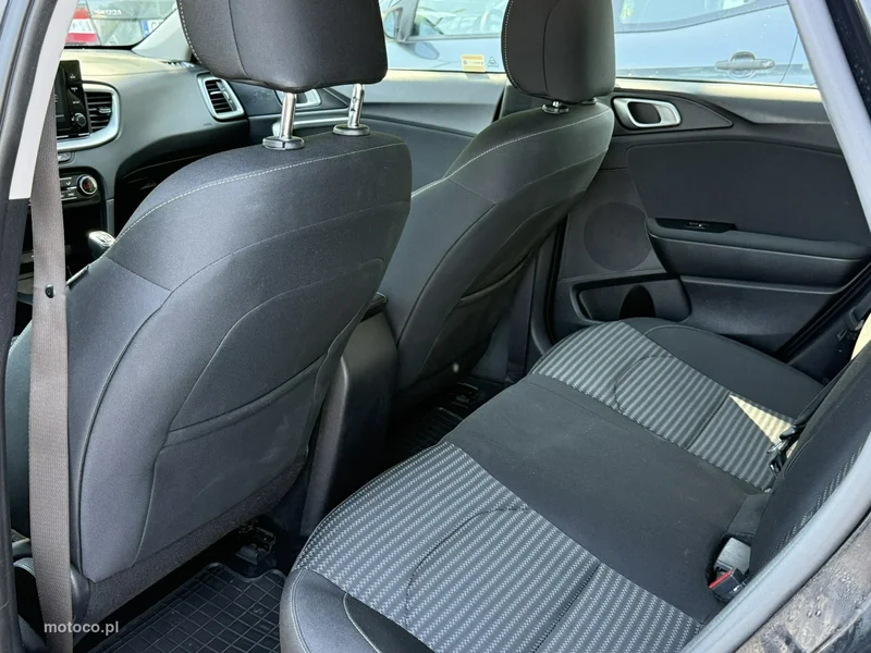 Kia Cee'd 13