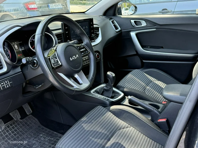 Kia Cee'd 10