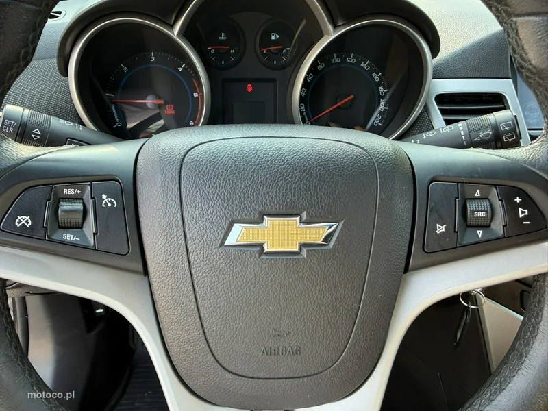 Chevrolet Cruze 22