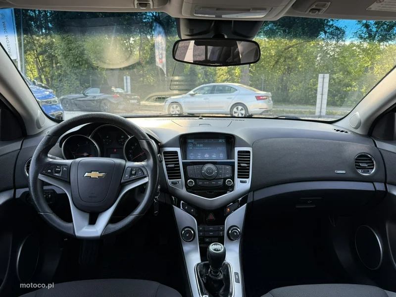 Chevrolet Cruze 27