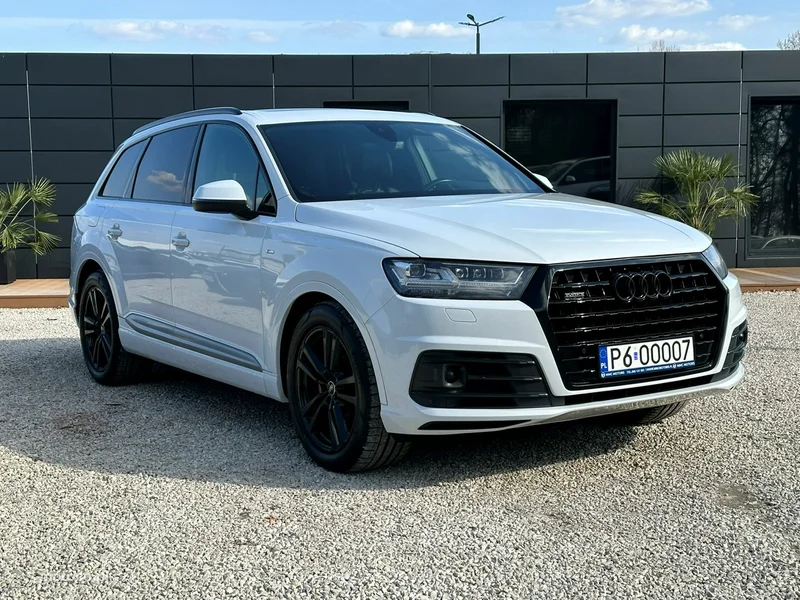 Audi Q7 4M
