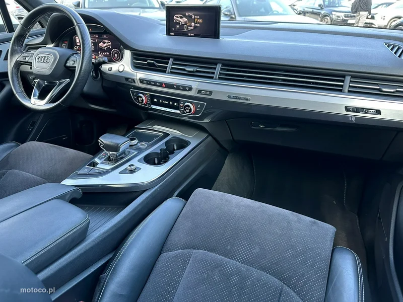 Audi Q7 4M 25