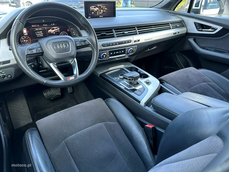 Audi Q7 4M 26
