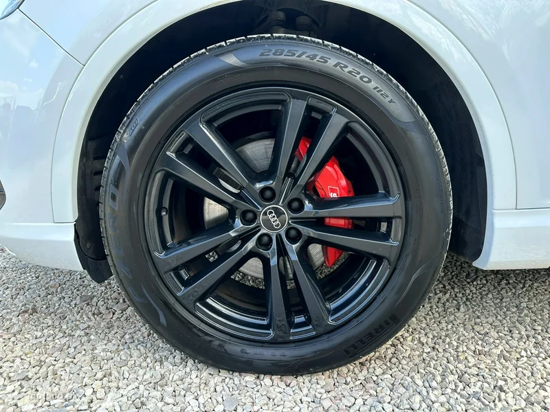 Audi Q7 4M 37