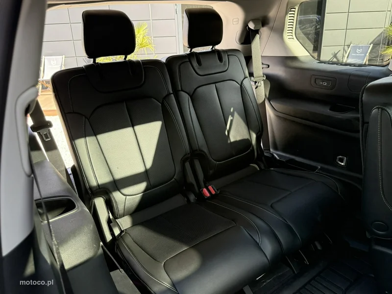 Jeep Grand Cherokee 20