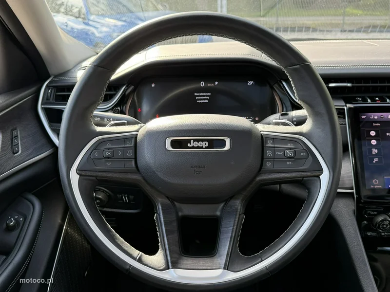 Jeep Grand Cherokee 26