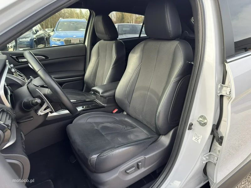 Mitsubishi Eclipse Cross 13