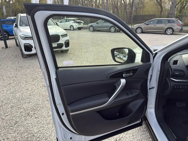 Mitsubishi Eclipse Cross 15