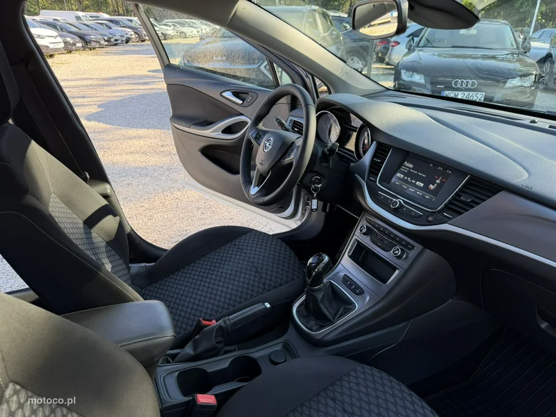 Opel Astra K 14