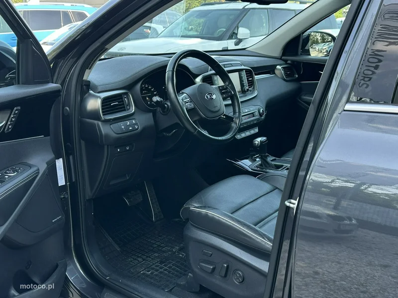Kia Sorento 12