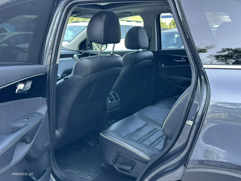 Kia Sorento 16
