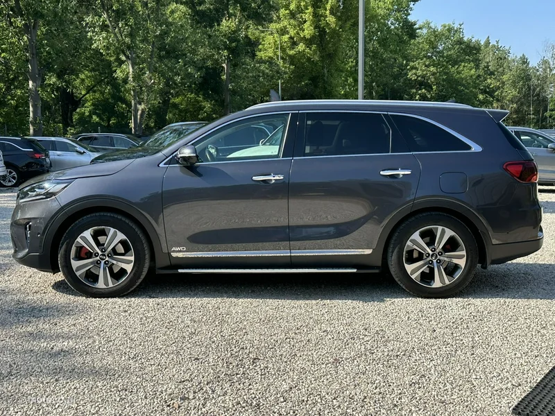 Kia Sorento 4