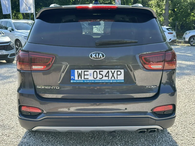 Kia Sorento 6
