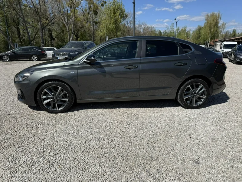 Hyundai i30 11