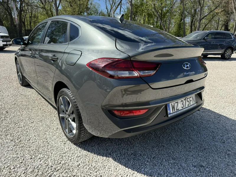 Hyundai i30 14