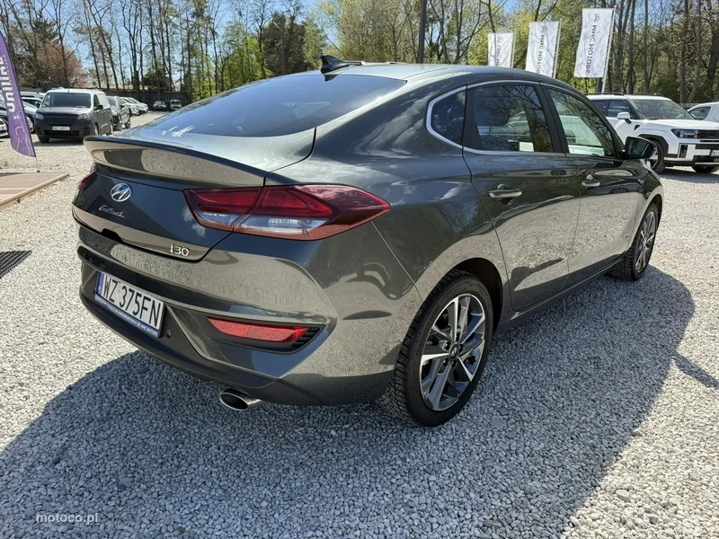 Hyundai i30 20