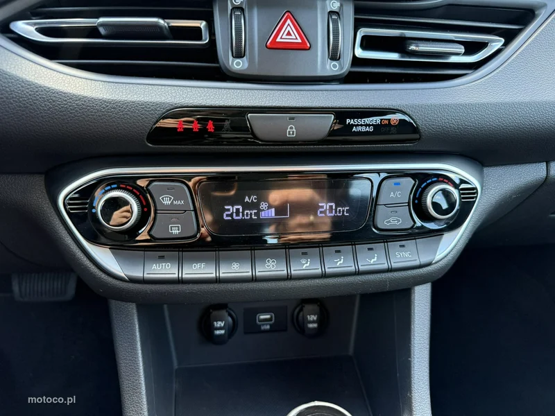 Hyundai i30 10
