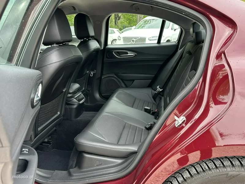 Alfa Romeo Giulia 15